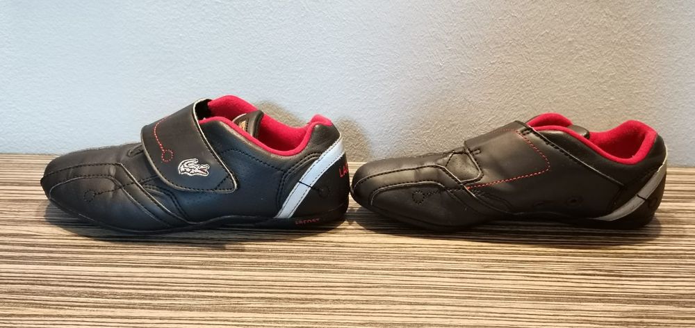 Adidași băieți Lacoste, marime 32