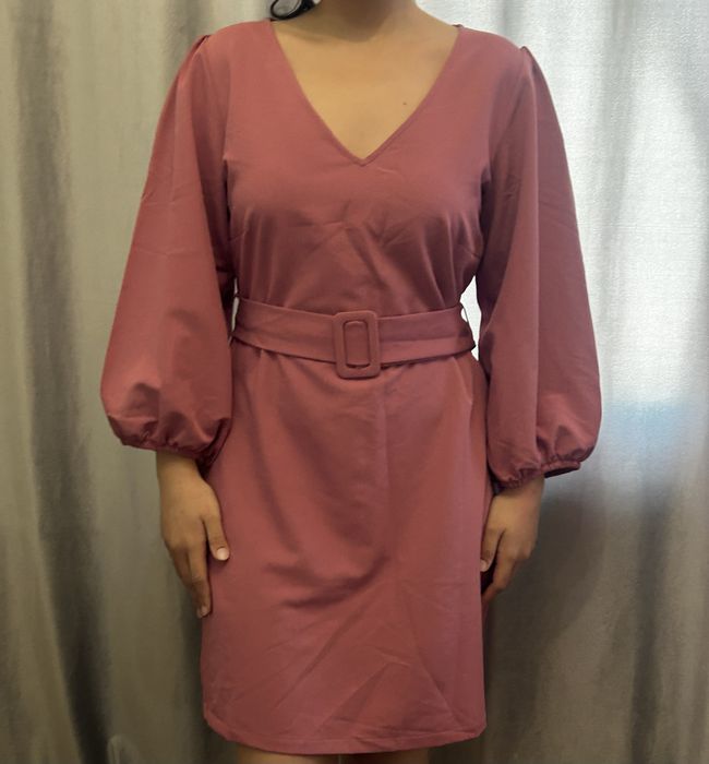 Продам платье новое