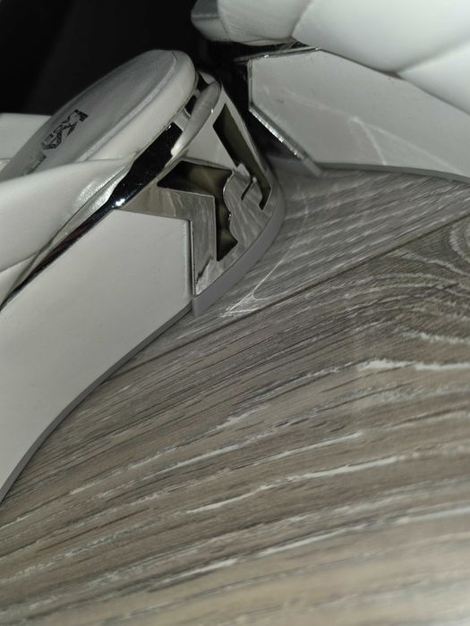 Нови сандали Karl Lagerfeld