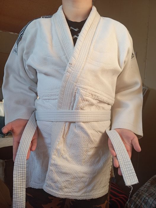 Кимано для дзюдо продам