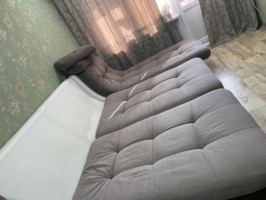 Продам большой диван