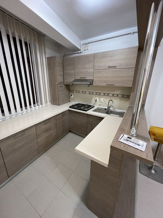Vand apartament 2 camere Bdul Voluntari 93