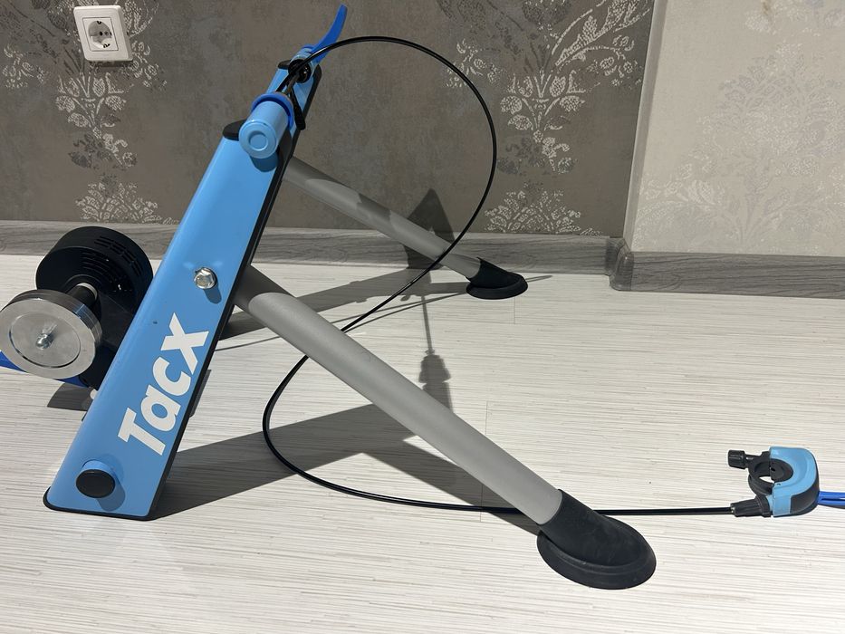 Велотренажер Tacx blue matic