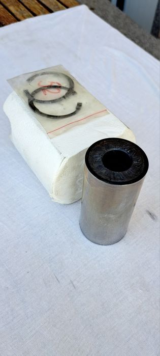 Пальцы поршневые 52мм