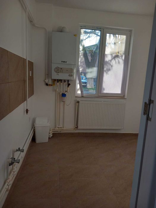 Vând apartament 2 camere