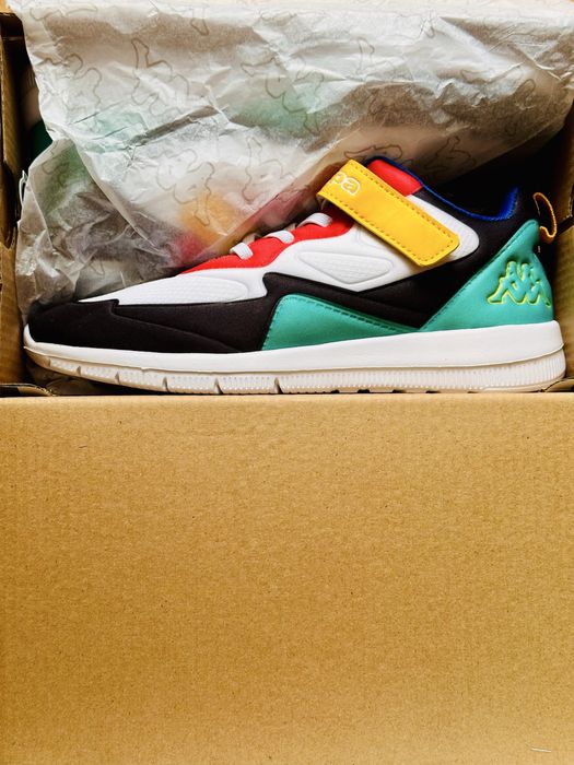 Продавам ЧИСТО НОВИ детски маратонки Kappa – размери 30 и 35