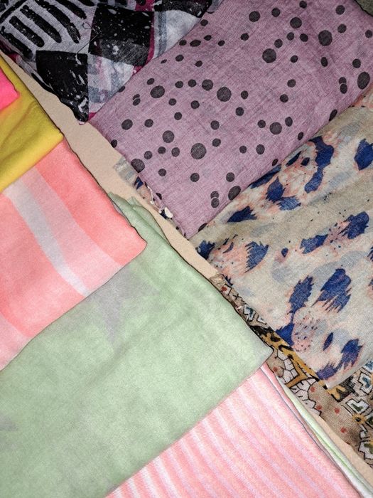 Женский шарф легкий-прозрачный