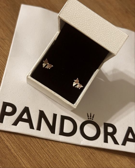 Pandora обеци Пандора