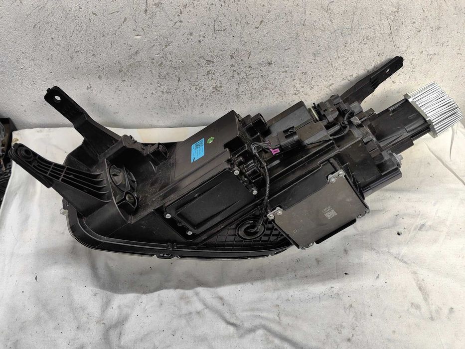 Оригинален фар MG ZS Full Led
