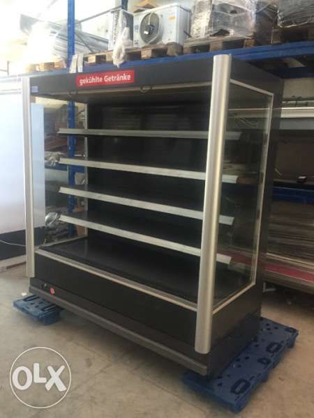 Хладилна витрина