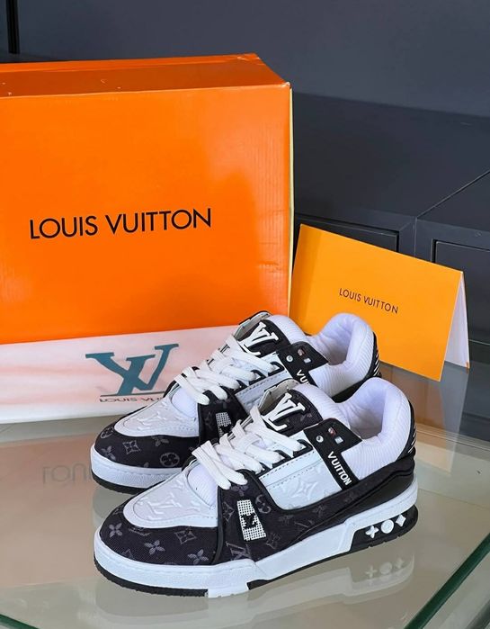 Унисекс обувки Louis Vuitton