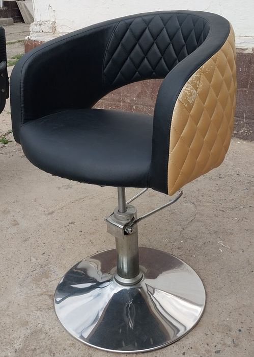 7 шт Кресла парикмахерские