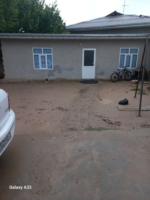 Yer uchaska sotiladi