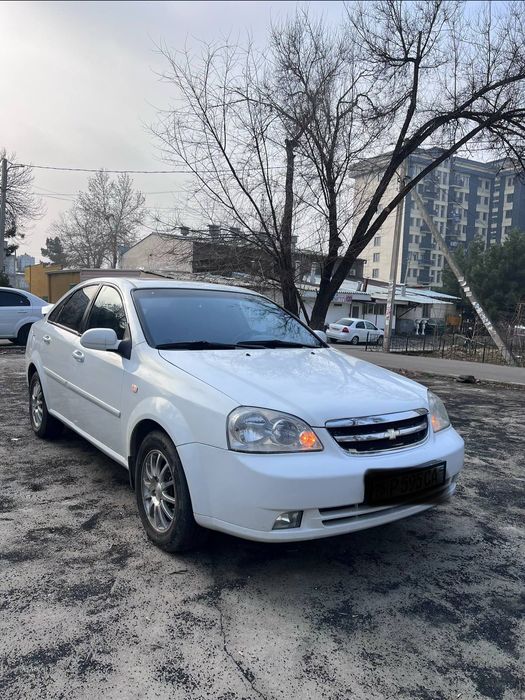 Chevrolet Lacceti 1.8 avtomat