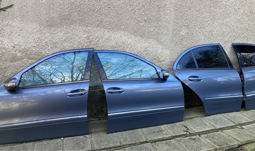 W211 E220 CDI 5G На Части Mercedes