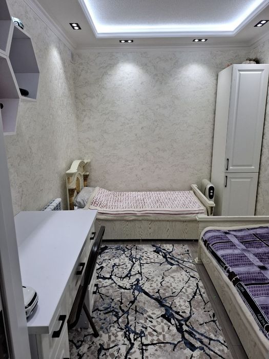 Срочно квартира сотилади!!!