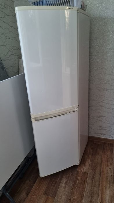 Продам офисной шкаф