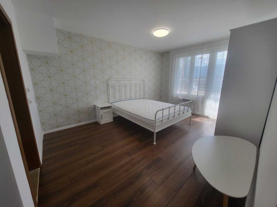 Продава се Тристаен апартамент в София, Стрелбище - 106 кв.м за 1595 €/кв.м - Снимка #1