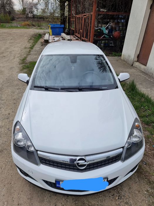 Opel astra h gtc