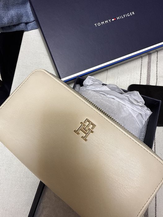 Комплект раница и портфеил Tommy Hilfiger