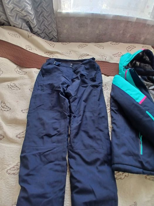 Продам лыжный костюм