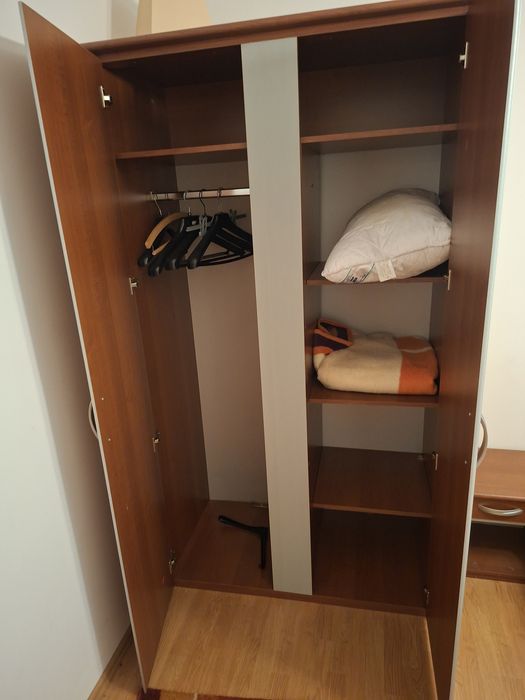 Vand mobila plus electrocasnice complet apartament