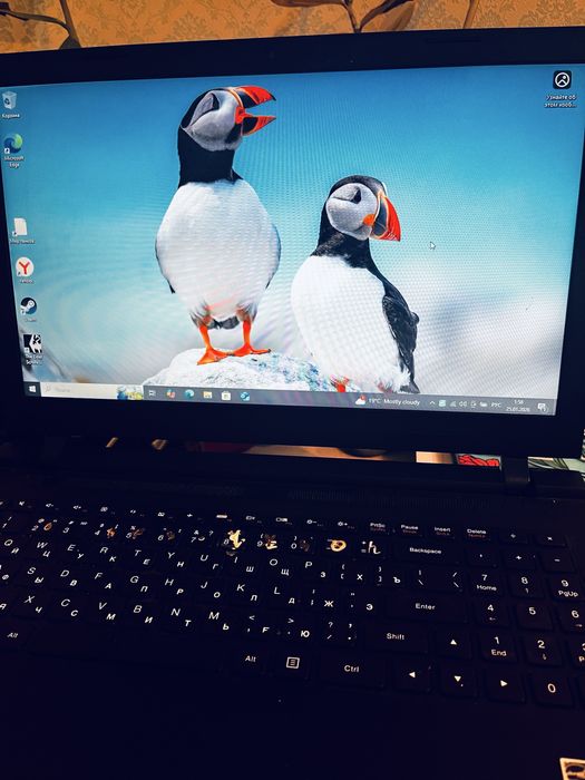 Ноутбук Lenovo.