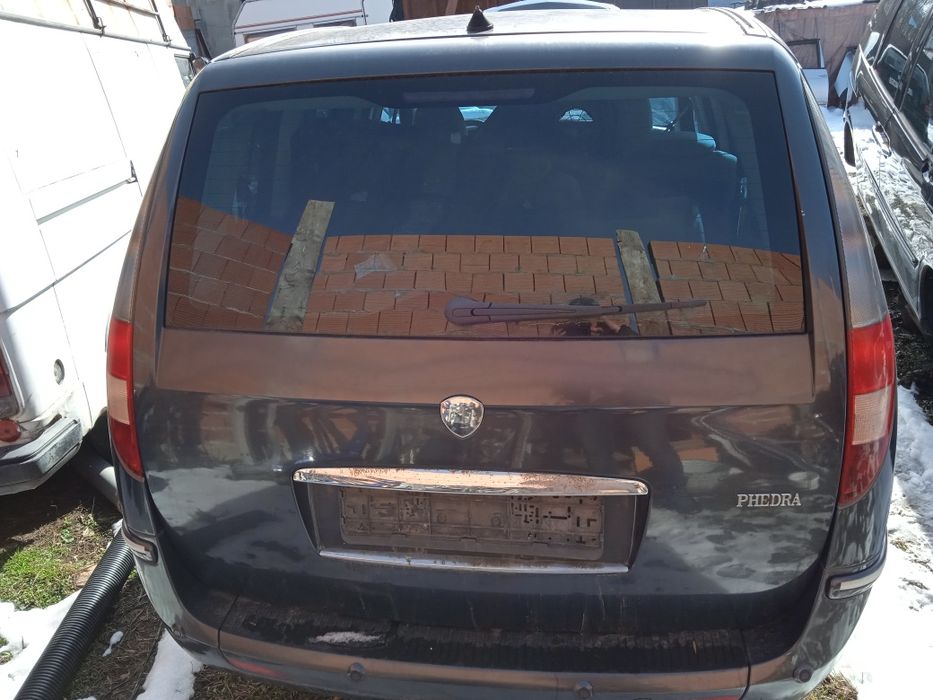 Ланчия федра на части