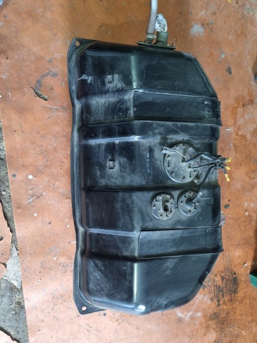 Продам бак от 90 прада