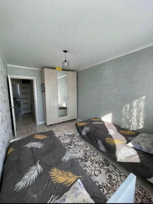 продается 2 ком квартира район Кунаева