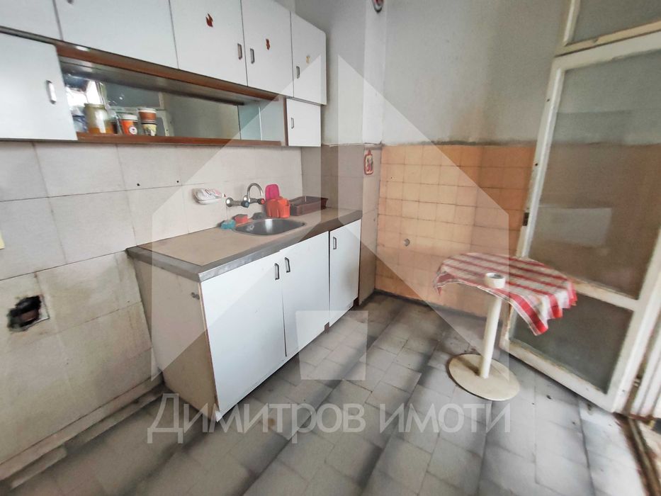 Продава се Едностаен апартамент в Нови пазар - 42 кв.м за 786 €/кв.м - Снимка #8