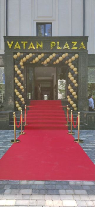 Красная дорожка и стойки аренда / Qizil gilam stoyka arenda