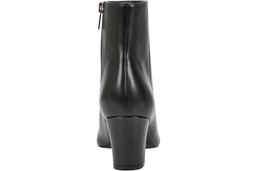 Сапожки из натуральной кожи Marc Fisher