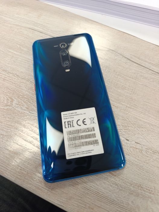 Продам телефон Xiaomi 9t