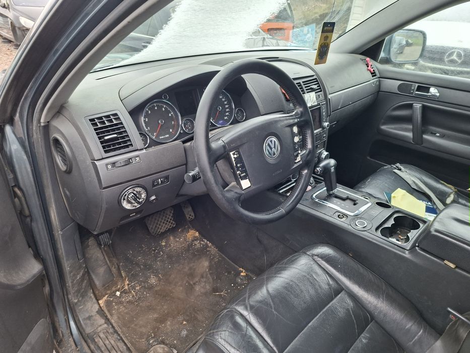 Фолксваген Туарег 3.2 На части автомат