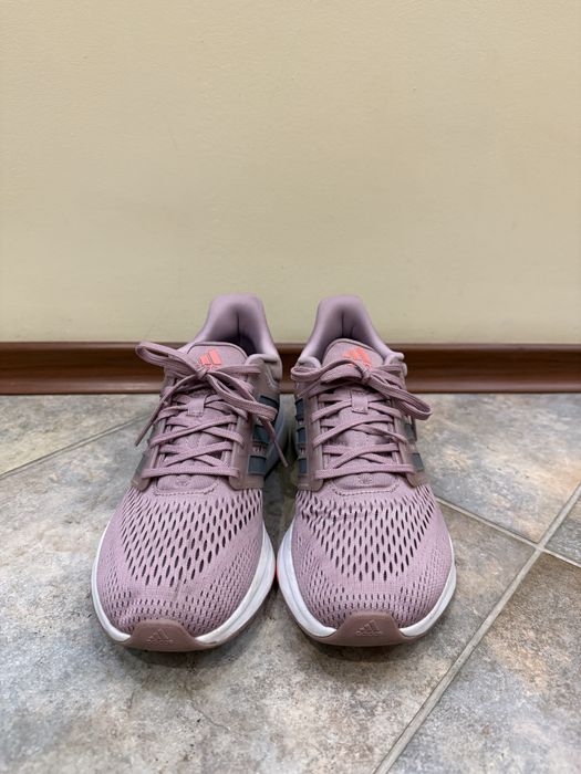 Оригинални Adidas Performance маратонки за бягане Eq21 Run GZ4075, розово-лилави, размер 40 2/3, като нови