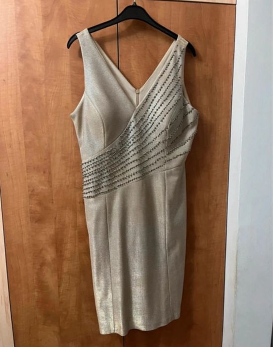 rochie midi model deosebit marimea L