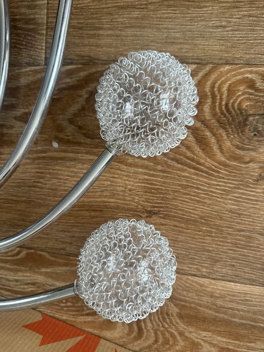 Продам люстру б/у