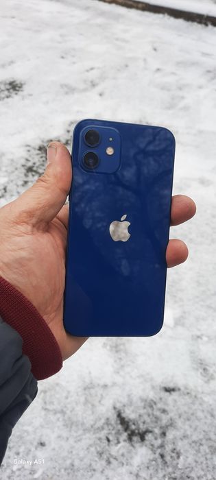 Iphone 12 в идеальным состоянии