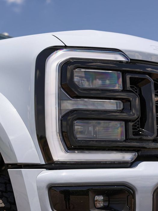Ford F-450 Super Duty Platinum Custom 2026