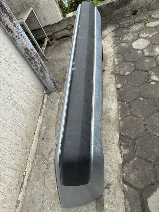 Задний бампер на w124 мерседес дорест