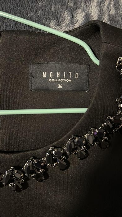 Роклята Mohito,Fabrizi