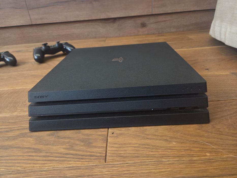 PlayStation 4 pro 1 ТБ