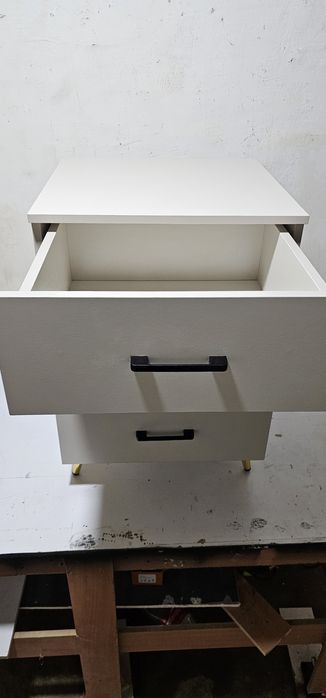 Tumba sotiladi yengi  Barcha turdagi mebelar bor zakaz asosida