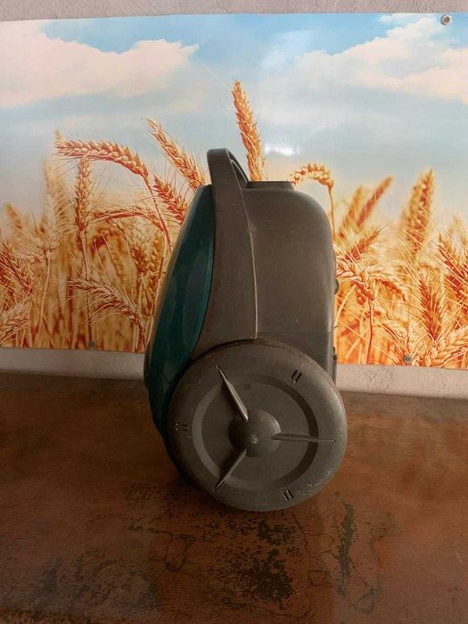 пылесос LG 1300 Ватт