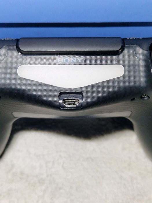 Vand 2 controlere ps4