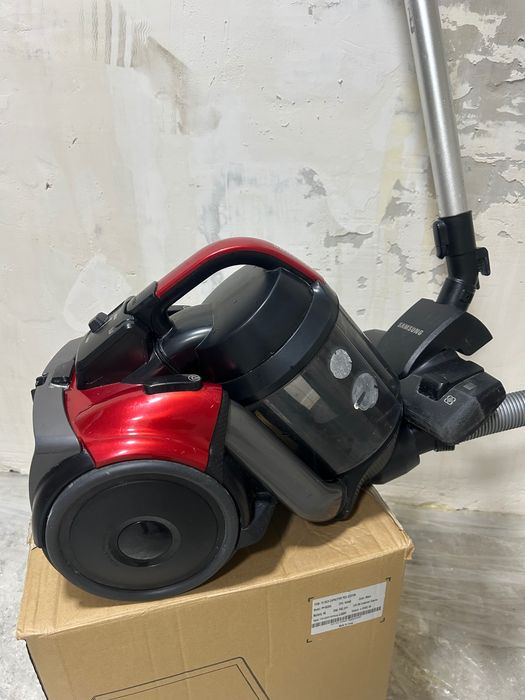 Продам пылесос samsung vc5100