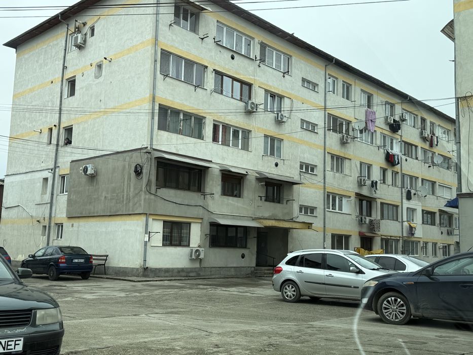 Garsoniera de vanzare