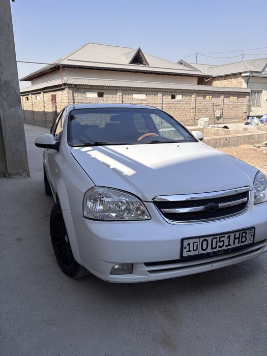 Продаётся Сотилади Ласетти Lacetti 1,8 срочно