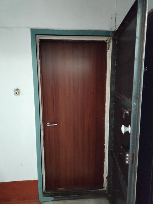 Добрый день, продаётся 3 ком, квартира. Район МЖК. 2 этаж.